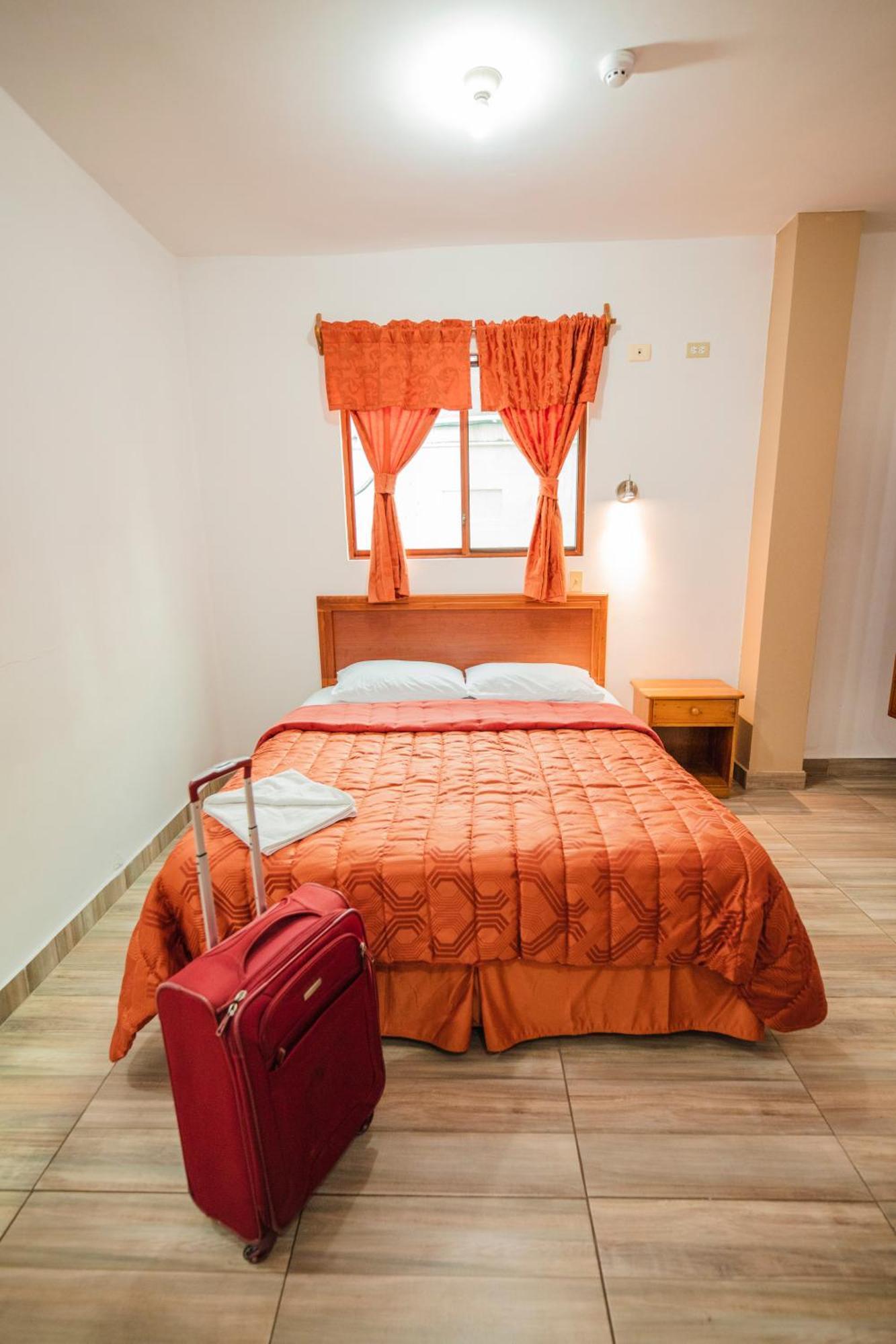 Suites En El Centro Puerto Ayora  Exteriör bild